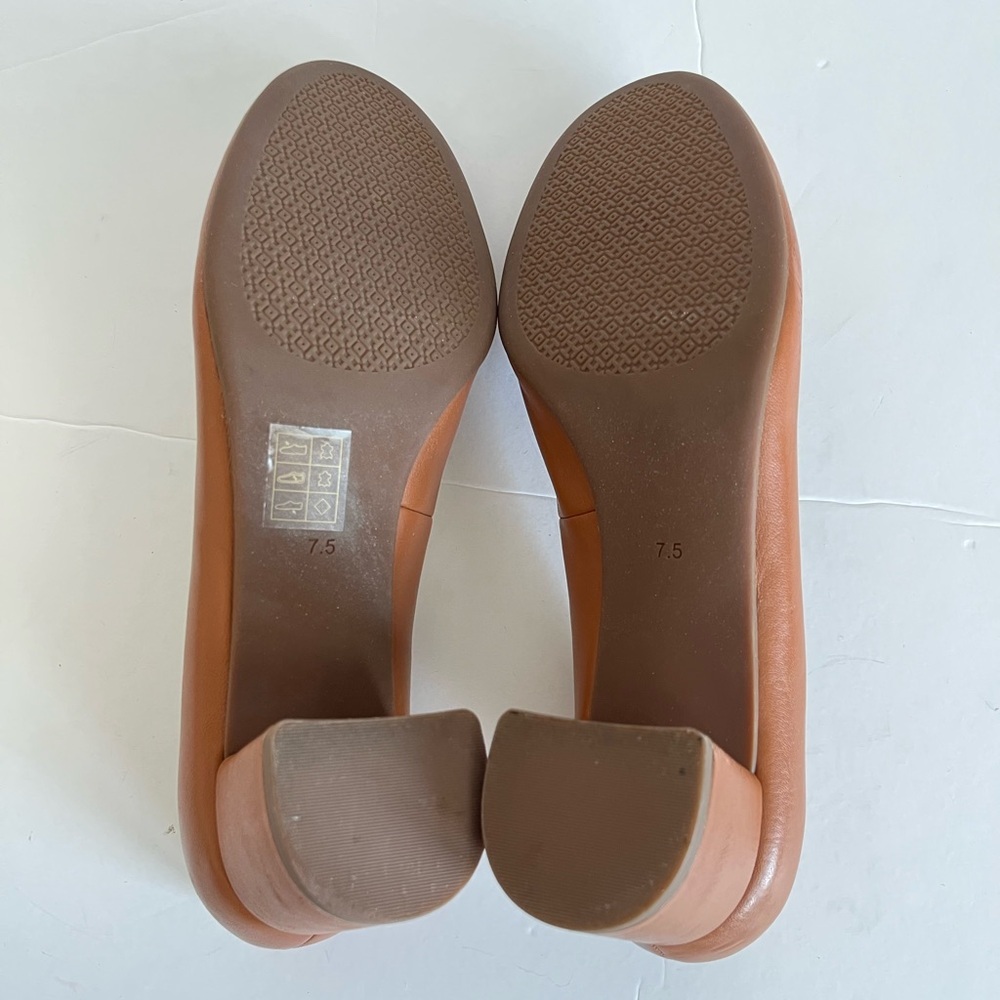 Tory Burch Tan Leather Block Heel Pumps Size 7.5 - Picture 7 of 11